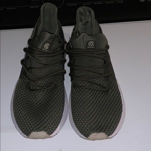 Women’s athletic sneakers